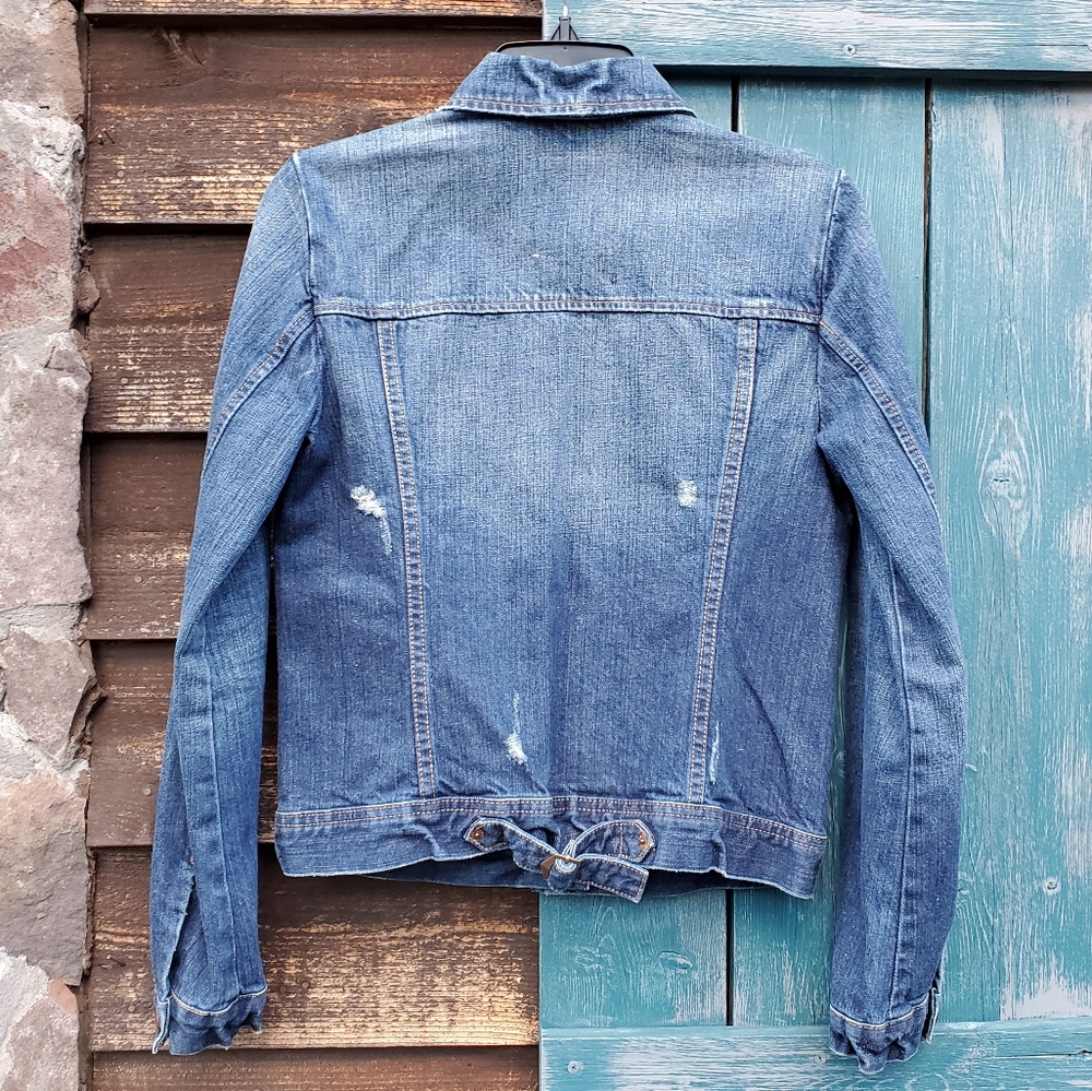 J Crew Distressed Jean Jacket Denim Medium Wash Blue XS Trucker - Picture 2 of 10